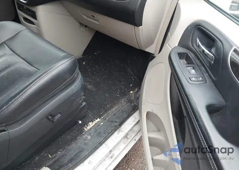 2014 Chrysler Town & Country Touring L from USA, damaged, VIN 2C4RC1CG0ER257010